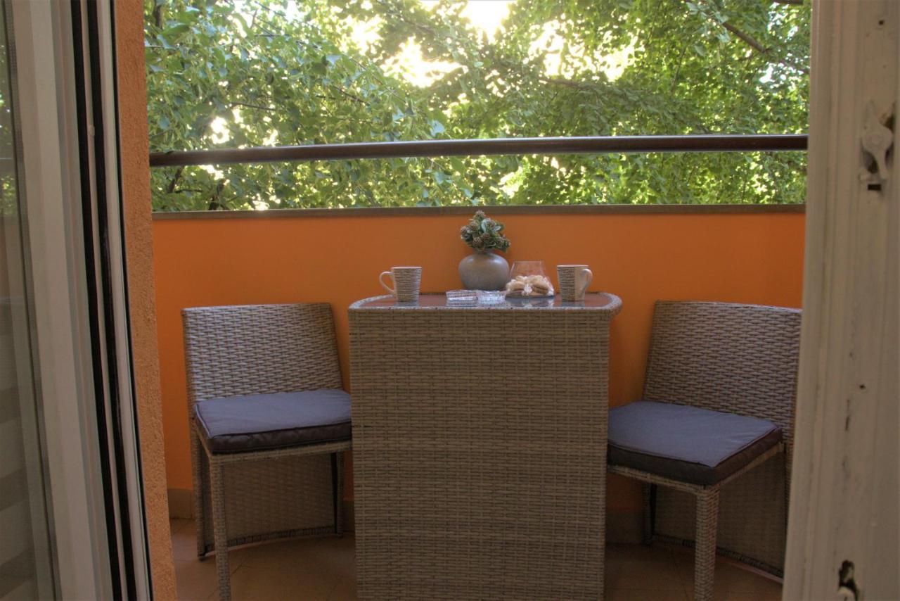 Novi Sad Apartman Tenigo Dış mekan fotoğraf