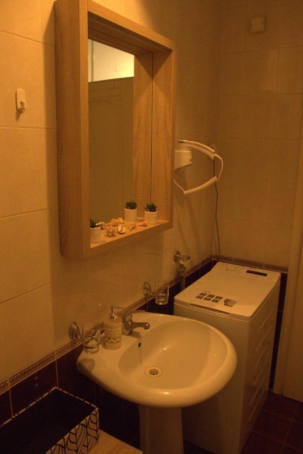 Novi Sad Apartman Tenigo Dış mekan fotoğraf