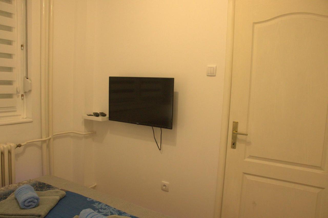 Novi Sad Apartman Tenigo Dış mekan fotoğraf